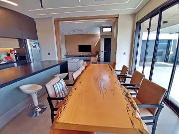 imagem 5 - Casa térrea diferenciada em condomínio fechado, 3 suítes com armários e ar-condicionado, sala 3 ambientes, lavabo, espaço gourmet e cozinha integradas. imagem 5 - Casa térrea diferenciada em condomínio fechado, 3 suítes com armários e ar-condicionado, sala 3 ambientes, lavabo, espaço gourmet e cozinha integradas.