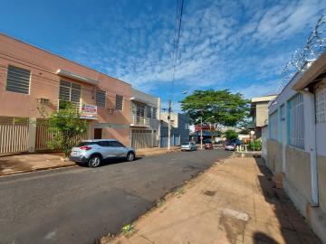 Casa sobrado para locação na Vila Tibério com 1 vaga 2 dormitórios