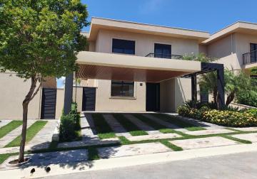 imagem 1 - Casa a venda em condomínio com 3 suítes e piscina Vila do Golf imagem 1 - Casa a venda em condomínio com 3 suítes e piscina Vila do Golf