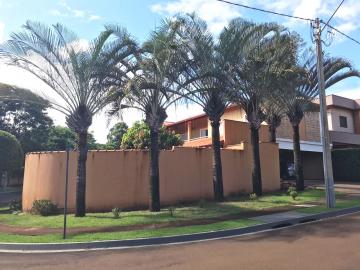 imagem 2 - Casa para venda e locação condomínio Figueira Branca estilo rustica com piscina imagem 2 - Casa para venda e locação condomínio Figueira Branca estilo rustica com piscina