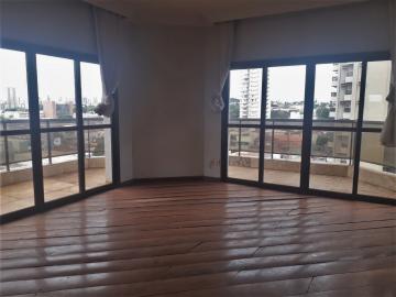 Apartamento 3 dormitórios closet 2 vagas para venda no Centro