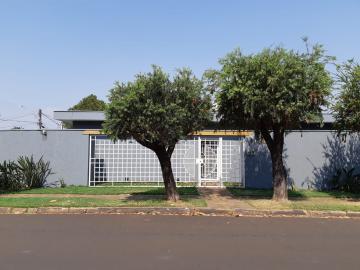 Casa térrea 4 dormitórios piscina locação Ribeirania