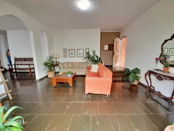Casa térrea no Bairro Ribeirânia , 03 dormitórios  com armários planejados sendo 01 suite, piscina.