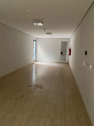 Imóvel comercial para locação 100m² no Centro.