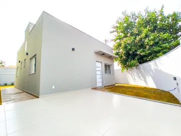Alugar Casa / Padrão em Ribeirão Preto. apenas R$ 490.000,00