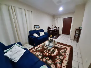 Casa térrea em condomínio no Bairro Jd. Manoel Penna com  03 dormitórios sendo 01 suite, armários planejados, churrasqueira.