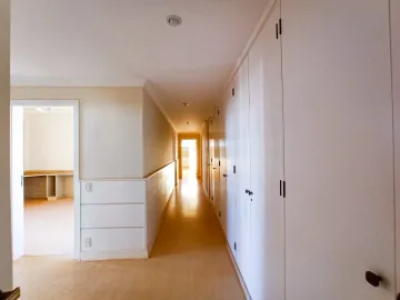 Apartamento para venda com 4 dormitórios 4 vagas no Centro