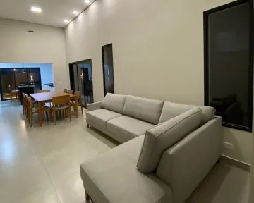 imagem 3 - Casa térrea em condomínio, bairro Vila do Golf,  mobiliada com 03 suítes, armários planejados, piscina e churrasqueira. imagem 3 - Casa térrea em condomínio, bairro Vila do Golf,  mobiliada com 03 suítes, armários planejados, piscina e churrasqueira.