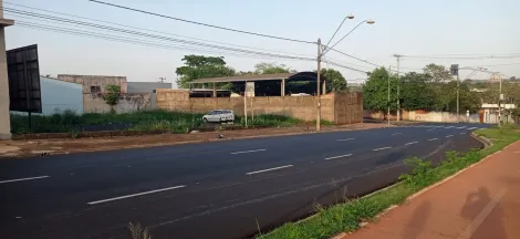 Área comercial ou residencial à venda no Pq. Ind. Tanquinho