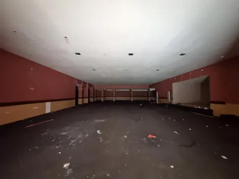 imagem 5 - Imóvel comercial no centro de Ribeirão com mais de 600m² imagem 5 - Imóvel comercial no centro de Ribeirão com mais de 600m²