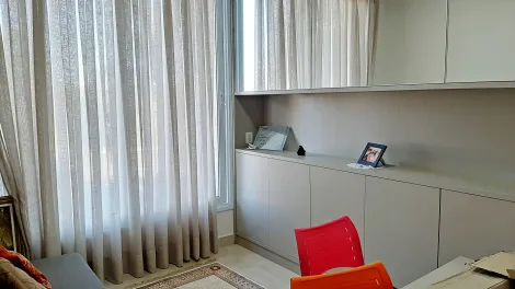 Casa alto padrão em Alphaville com 3 suítes