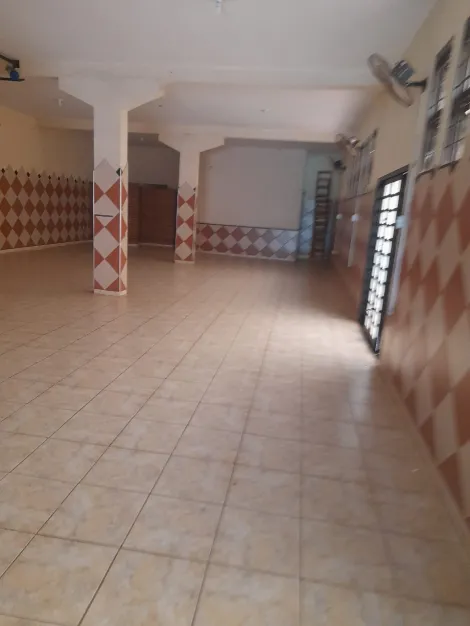 Alugar Comercial / Salão em Ribeirão Preto. apenas R$ 2.500,00