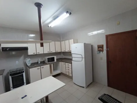 Apartamento 02 dormitórios no Jardim Irajá