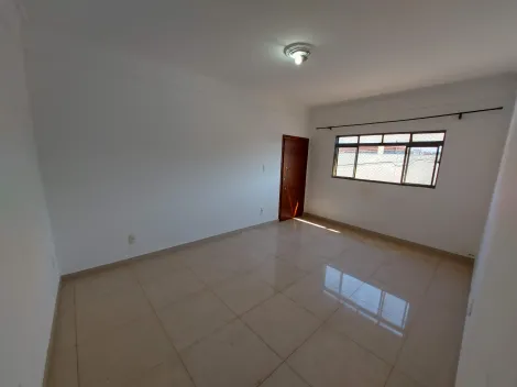 Alugar Casa / Padrão em Ribeirao Preto. apenas R$ 2.400,00