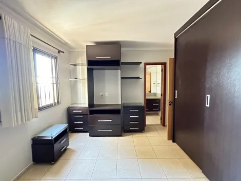 Alugar Apartamento / Padrão em Ribeirão Preto. apenas R$ 3.316,15