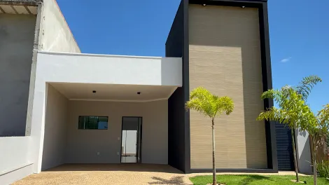 Casa Térrea com Piscina à venda em Condomínio 3 suítes 4 vagas San Gabriel