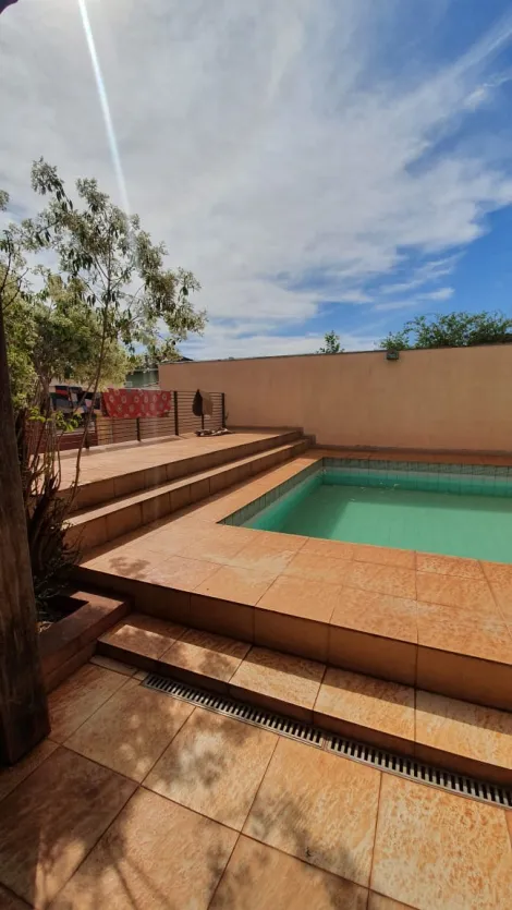 Casa térrea com 3 suítes e piscina para venda Alto da Boa Vista