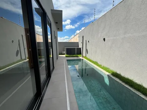 Casa térrea em condomínio 03 dormitórios com piscina para venda no Vivendas da Mata