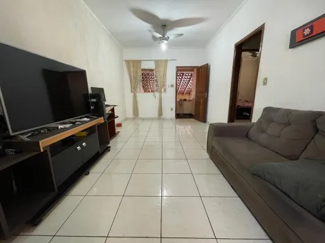 Alugar Casa / Padrão em Ribeirão Preto. apenas R$ 350.000,00