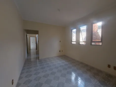 Alugar Casa / Térrea em Ribeirão Preto. apenas R$ 1.900,00