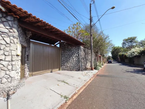 Alugar Casa / Padrão em Ribeirão Preto. apenas R$ 6.000,00