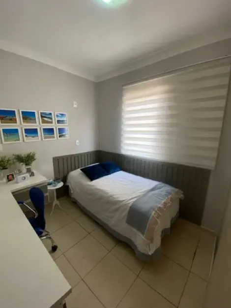 Sobrado 2 dormitórios à venda no Condomínio Serra da Canastra