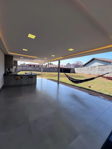 imagem 3 - Venda de Casa com 1 Suíte e Espaço Gourmet no Jardim Canadá imagem 3 - Venda de Casa com 1 Suíte e Espaço Gourmet no Jardim Canadá