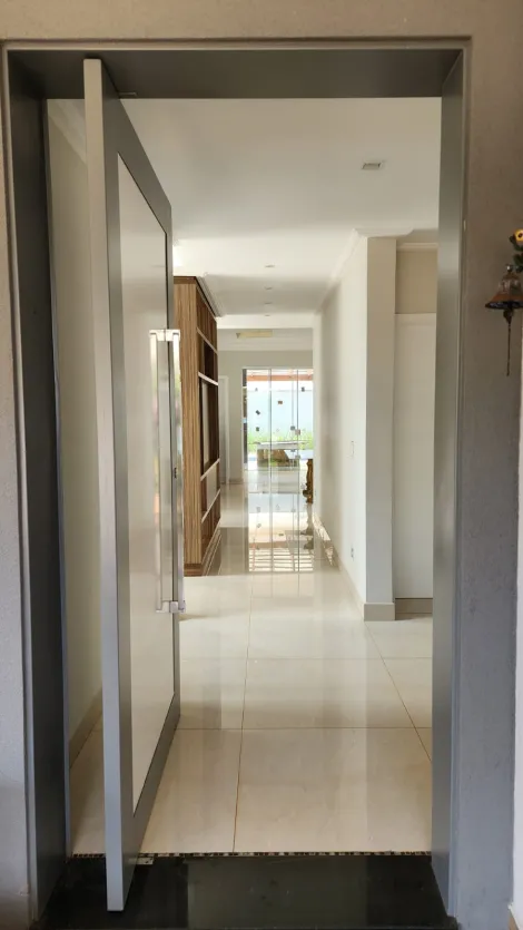 imagem 2 - Sobrado em condomínio fechado com 05 suites sendo 02 no térreo, armários planejados, ar condicionado, piscina, varanda gourmet. imagem 2 - Sobrado em condomínio fechado com 05 suites sendo 02 no térreo, armários planejados, ar condicionado, piscina, varanda gourmet.