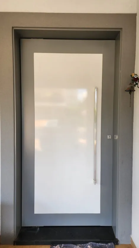 imagem 1 - Sobrado em condomínio fechado com 05 suites sendo 02 no térreo, armários planejados, ar condicionado, piscina, varanda gourmet. imagem 1 - Sobrado em condomínio fechado com 05 suites sendo 02 no térreo, armários planejados, ar condicionado, piscina, varanda gourmet.