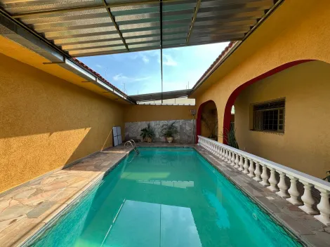 imagem 3 - Casa Térrea com piscina a venda no Bairro Lagoinha imagem 3 - Casa Térrea com piscina a venda no Bairro Lagoinha