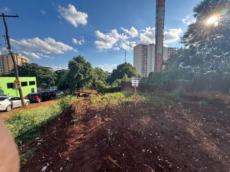 imagem 3 - Terreno de 275m² à venda no bairro Novo Mundo imagem 3 - Terreno de 275m² à venda no bairro Novo Mundo