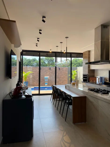 imagem 4 - Casa em condomínio com 3 suítes e piscina à venda no Residencial Alto do Castelo imagem 4 - Casa em condomínio com 3 suítes e piscina à venda no Residencial Alto do Castelo