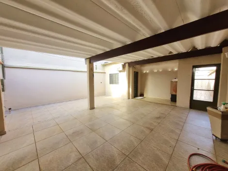 imagem 1 - Casa térrea 3 dormitórios e quintal para venda no bairro Interlagos imagem 1 - Casa térrea 3 dormitórios e quintal para venda no bairro Interlagos