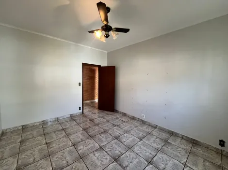 imagem 3 - Casa Térrea 4 dormitórios para locação no Jardim São Luiz imagem 3 - Casa Térrea 4 dormitórios para locação no Jardim São Luiz