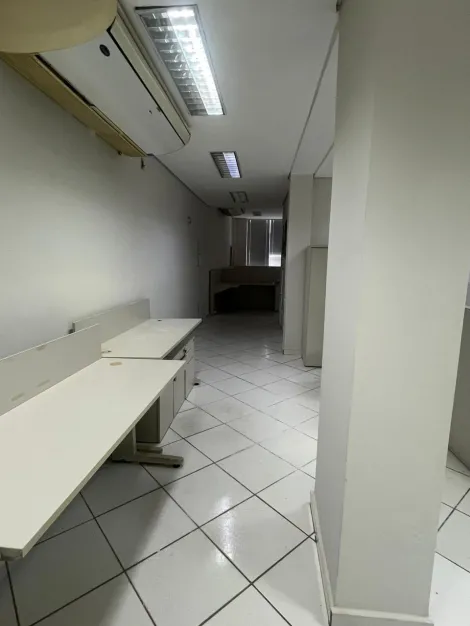 imagem 2 - Imóvel comercial na Presidente Vargas para locação com salas e salão imagem 2 - Imóvel comercial na Presidente Vargas para locação com salas e salão
